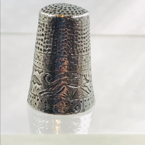 West air Renaissance Reproduction Pewter Thimble - Picture 2 of 3